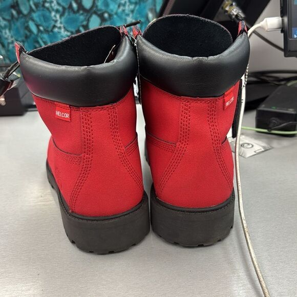 Waterproof Timberland boots - Picture 8 of 11